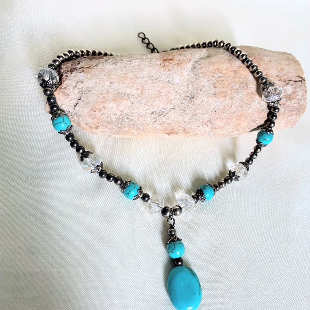 Blue and silver tone beaded necklace with plunging design #boho #festival